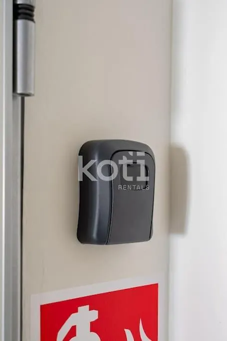 Apartment Koti Rentals - Playa Santa Ana Benalmadena Spain
