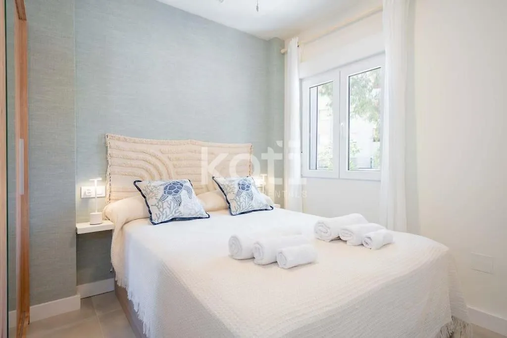 Koti Rentals - Playa Santa Ana Benalmadena Apartment